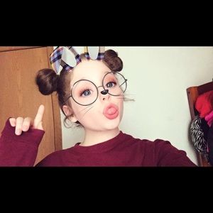 Meet your Posher, Brianna